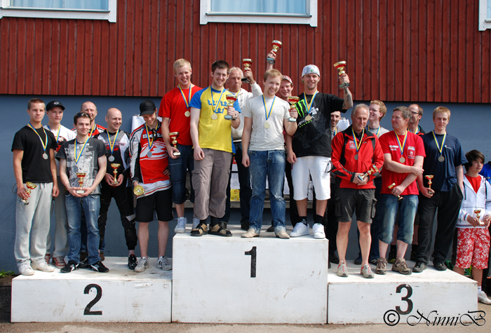 100620_lag_sm_linkoping_38_prispall.jpg
